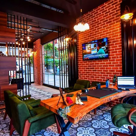 Apart-hotel My Guse