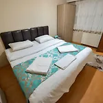 아파트호텔 My Guse 트라존